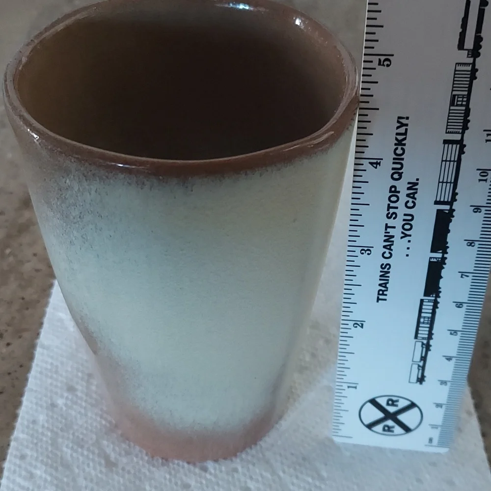 Frankoma Pottery 5L cup - Picture 5 of 5